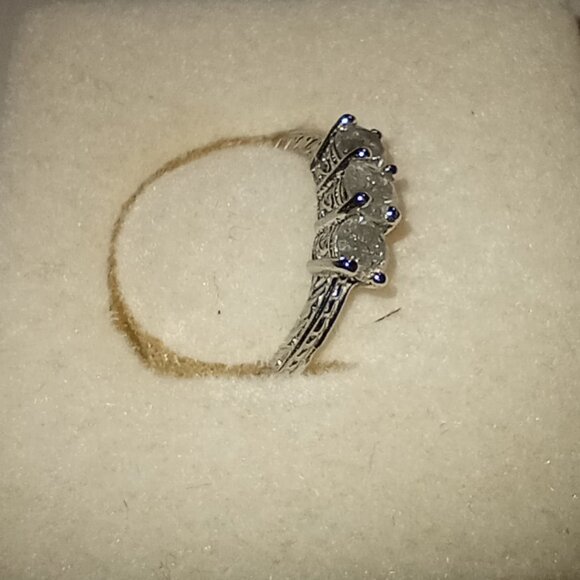 REDUCED!  Antique Style Three-Stone Diamond Ring - Picture 3 of 6